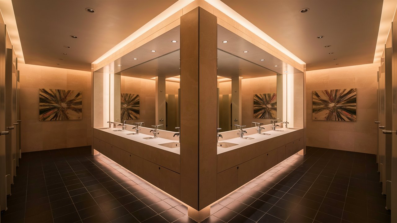 Sqrwomensrestroom Explained in Simple Words